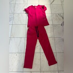 Figs PINK XXS top and XXS petite pants